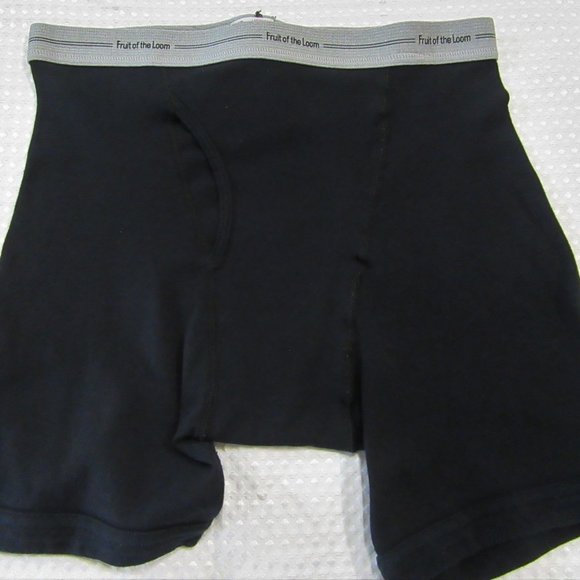 Mens Large Fruit of the loom boxers Free in a $25.00 bundle - Picture 3 of 11